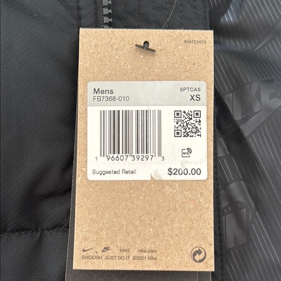 Nike Black Puffer Jacket - Picture 4 of 7